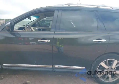 2015 Nissan Pathfinder Platinum из США, поврежденный, VIN 5N1AR2MN7FC682938